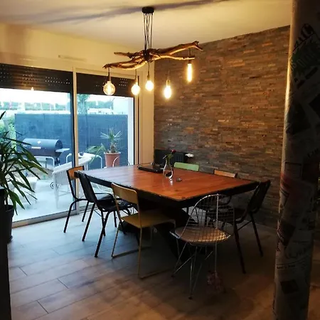 Maison Holiday home La Bazoge